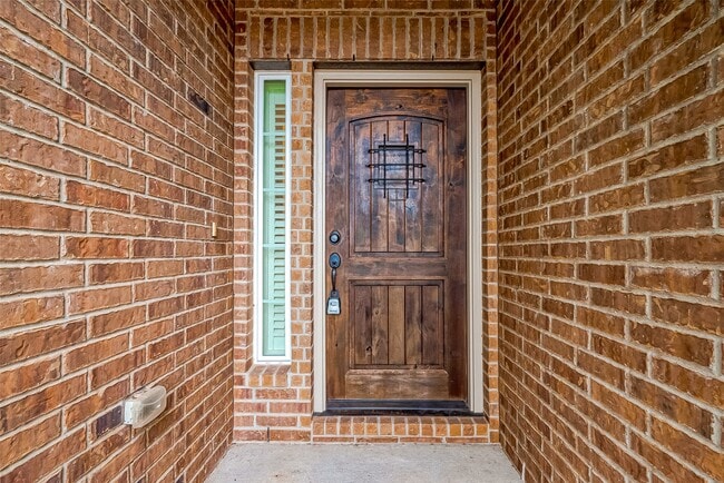Photo - 1611 Ralston Branch Way