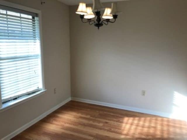 Photo - 3219 Elmore Park Rd