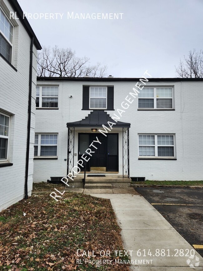 Building Photo - 2 bedroom 1 bathroom apartment in Clintonv... Unit A