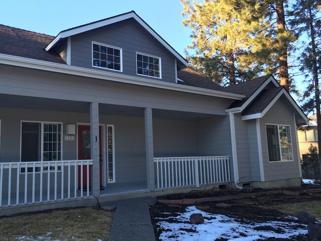 k1181 - k1181 Apartment Unit A
