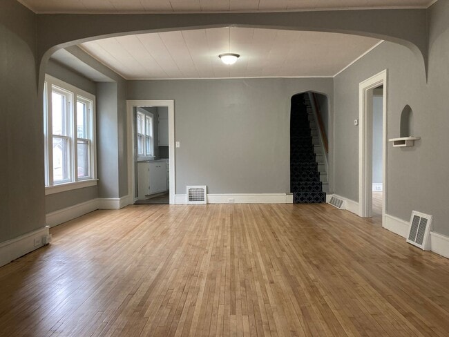 Charming 4 Bedroom 1 Bathroom Home in St.C... - Charming 4 Bedroom 1 Bathroom Home in St.C...