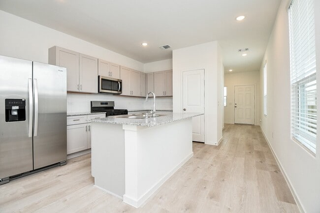 Photo - 23110 Deanston Dr