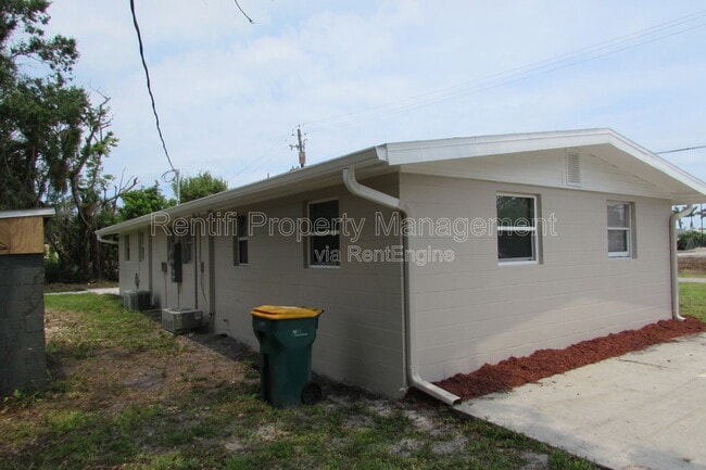 Photo - 23025 Gulf Coast Ave