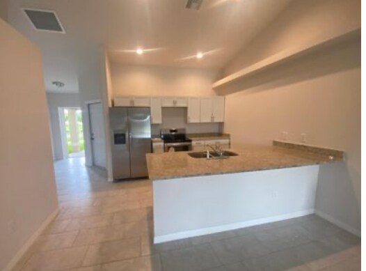 Photo - 547 SE 4th Ter