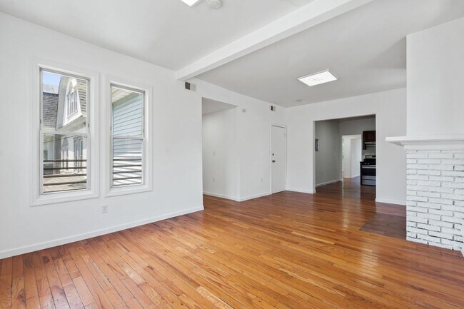 Photo - 1043 Hunterdon St Unit #2
