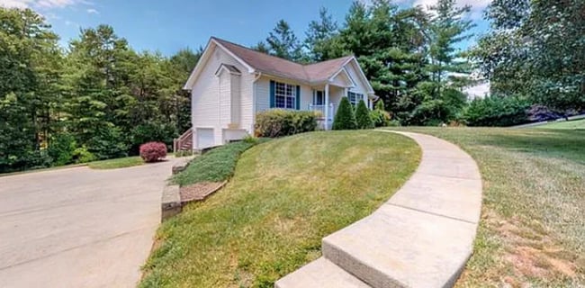 Photo - Gorgeous home in Weaverville available now!