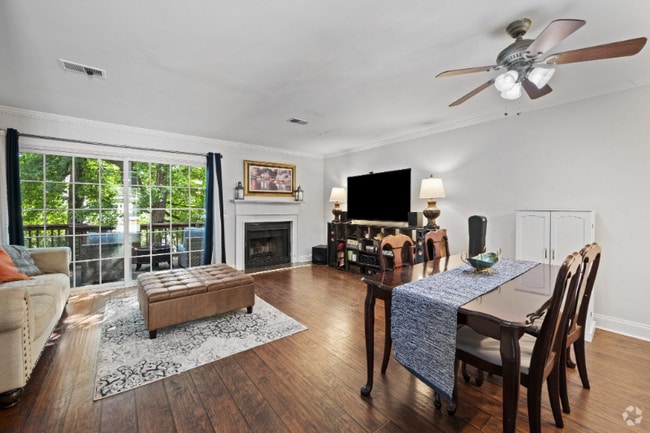 Building Photo - 3371 Spring Harbour Dr Rental