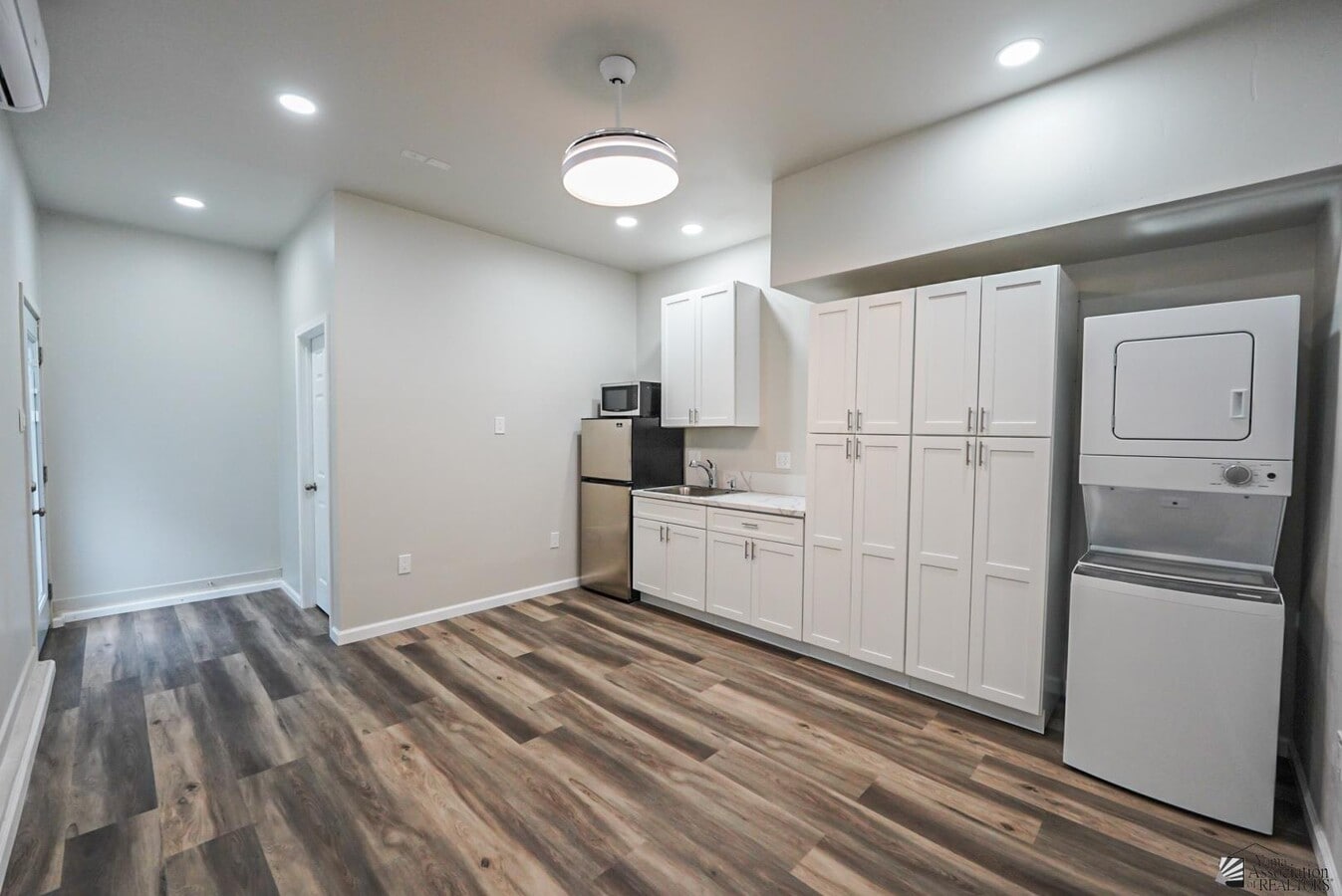 Photo - 11790 E 25th St