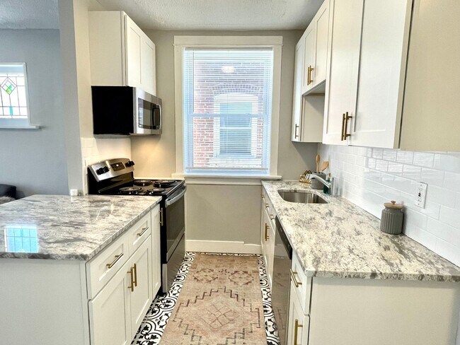 Photo - 2122 Maury Ave Unit 1N