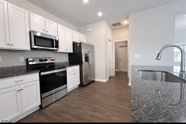 Photo - 1843 NW 20th Pl