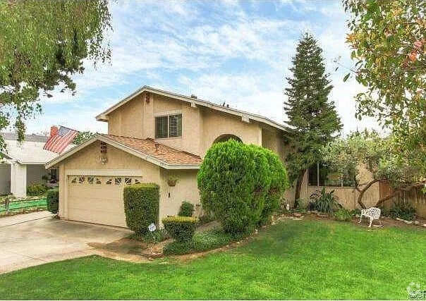 Building Photo - 9911 La Vine St Rental