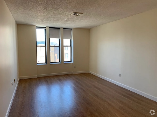 Building Photo - 1126 Boylston St Unit 309 Rental
