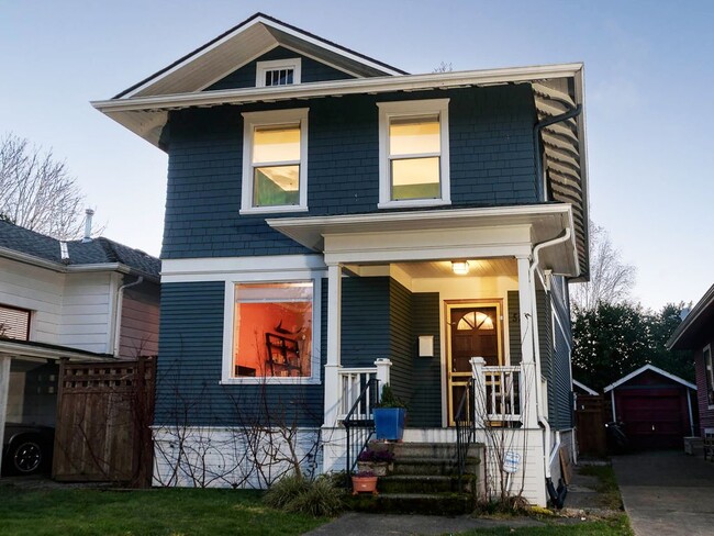 Classic Craftsman-style House in Seattle's Desirable Madrona Neighbourhood - 539 31st Ave Casa