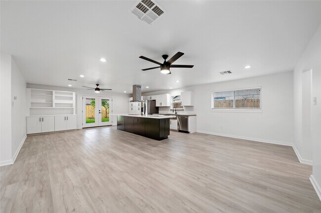 Photo - 5703 De Milo Dr