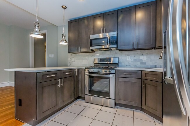 Stonehurst Apartments