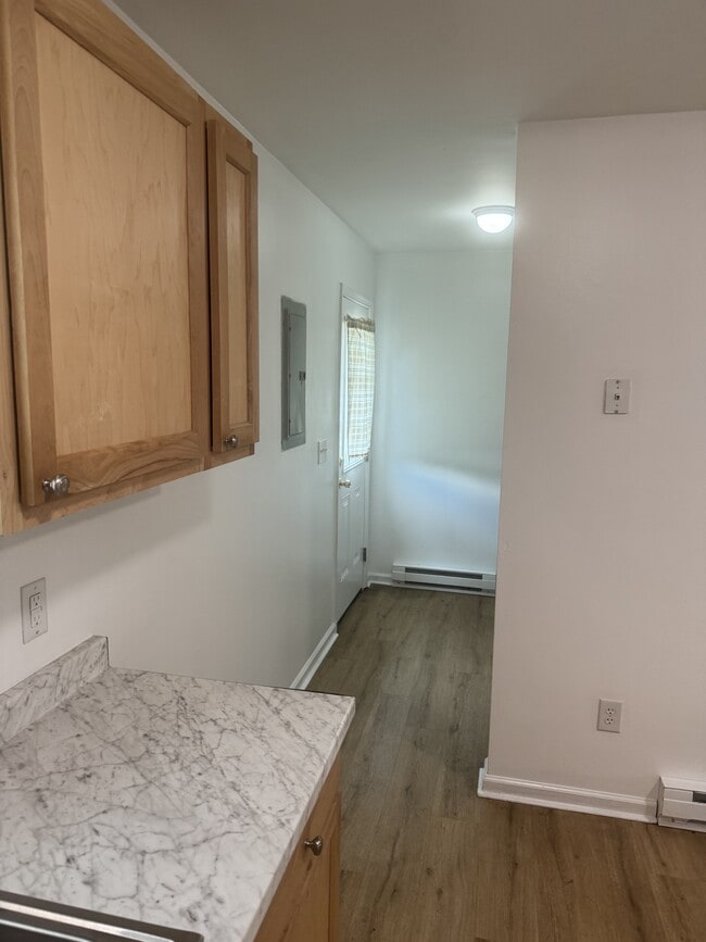 308 Elizabeth St Unit 1
