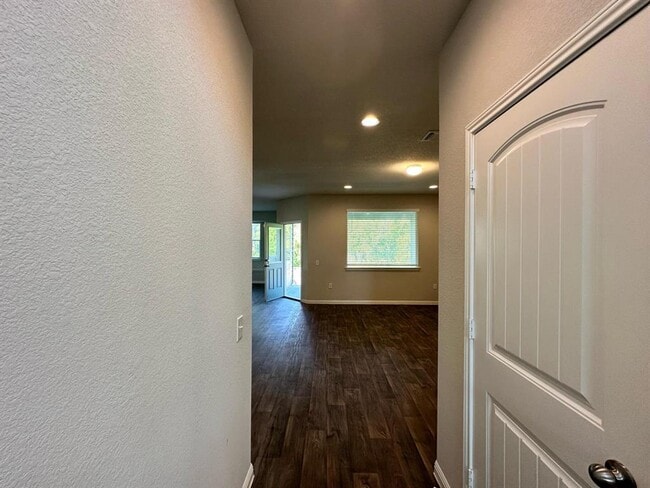 Photo - 14010 Luisium View