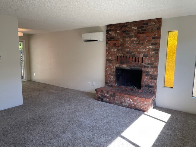 Photo - 6106 SE Boise St