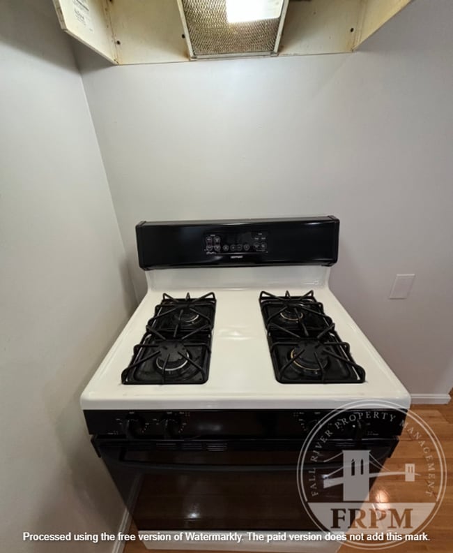 Photo - 196 Quequechan St Unit 3