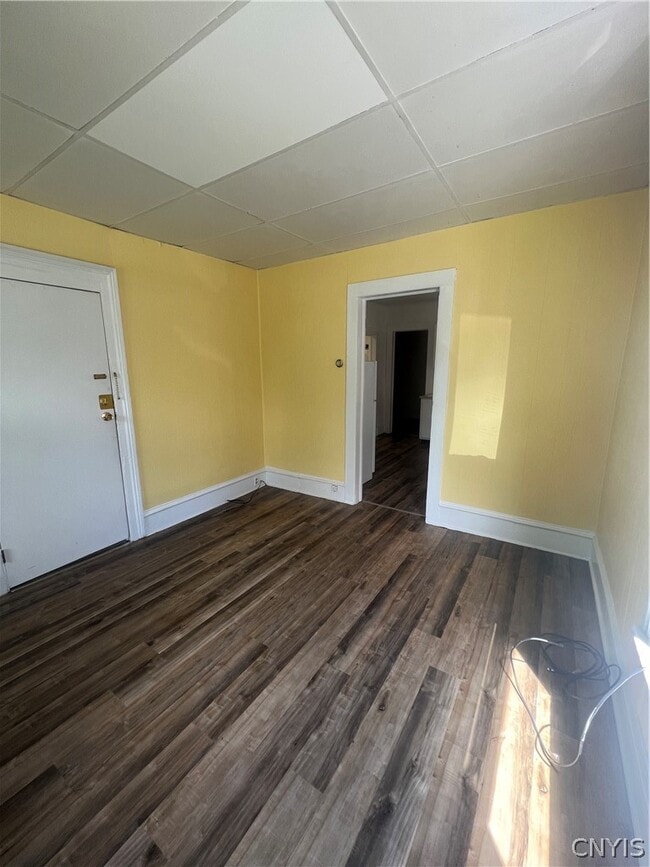 Photo - 255 W 5th St