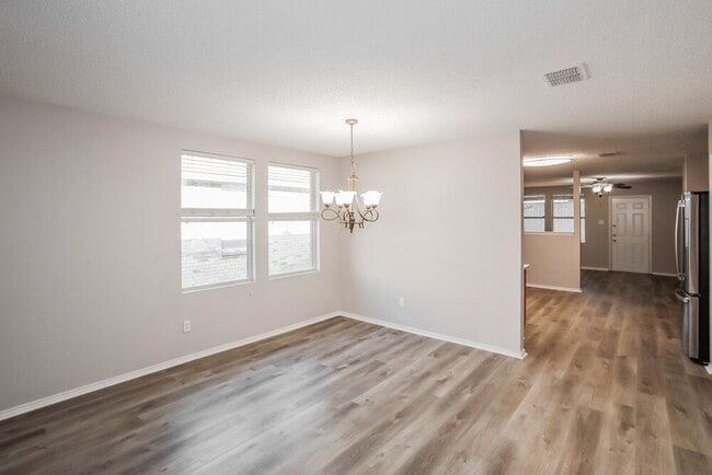 2141 Shawnee Trail
