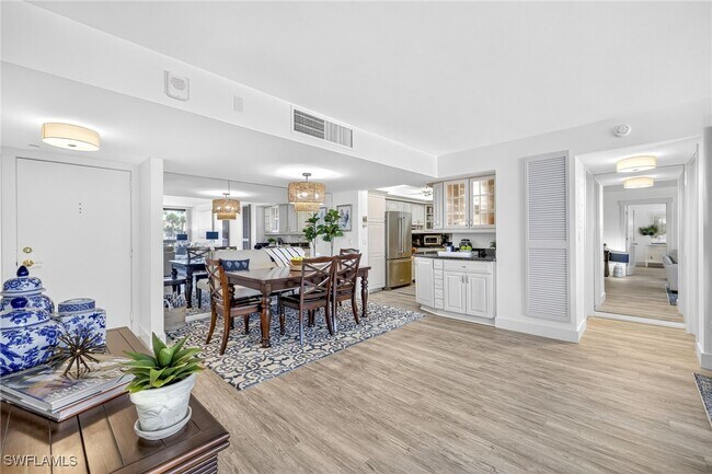 Photo - 4001 Gulf Shore Blvd N Unit 105