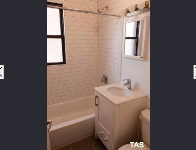Photo - 2639 N Spaulding Ave Unidad 3