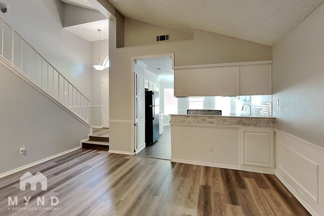 Photo - 4628 Feathercrest Dr