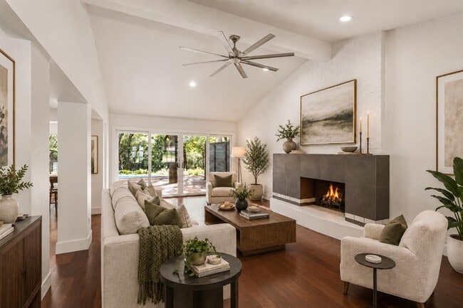 3117 Eanes Cir
