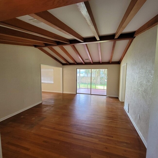 Photo - 3 bed, 2 bath 2 car carport