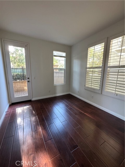 Photo - 211 Tall Oak