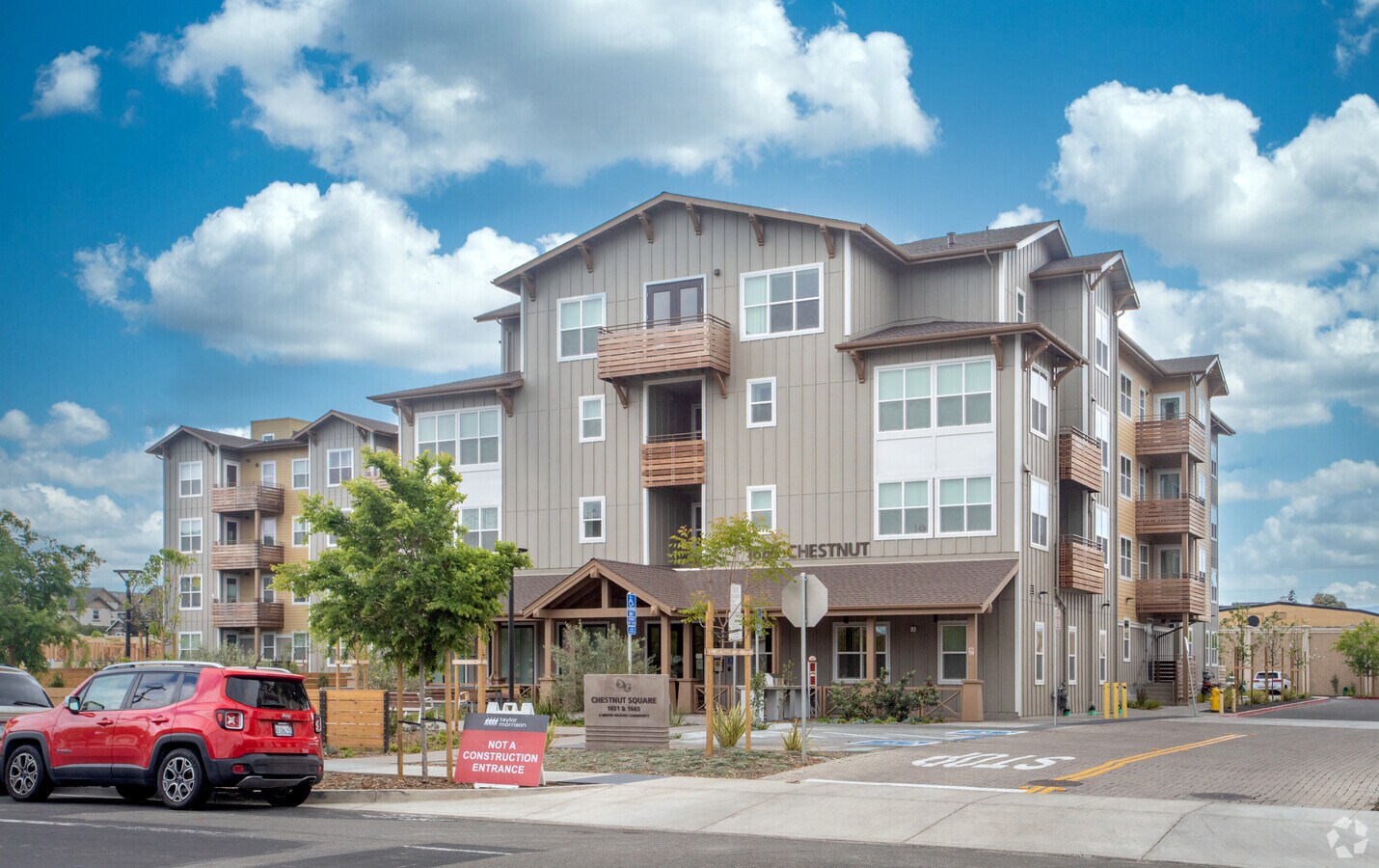 Photo - Chestnut Square Family Housing