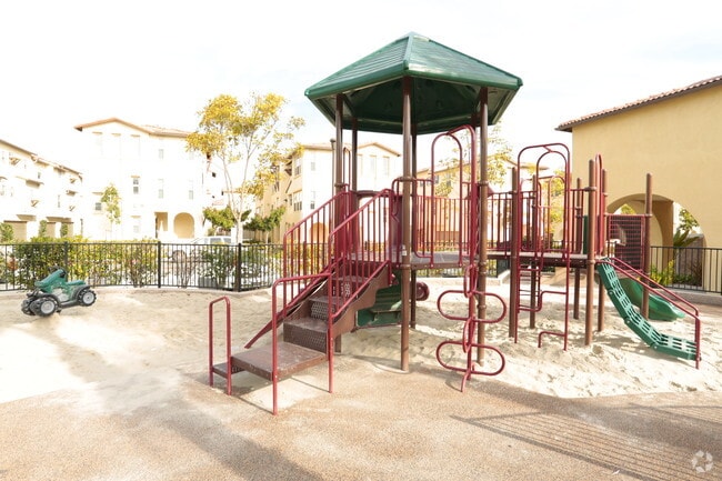 Photo - The Landings II