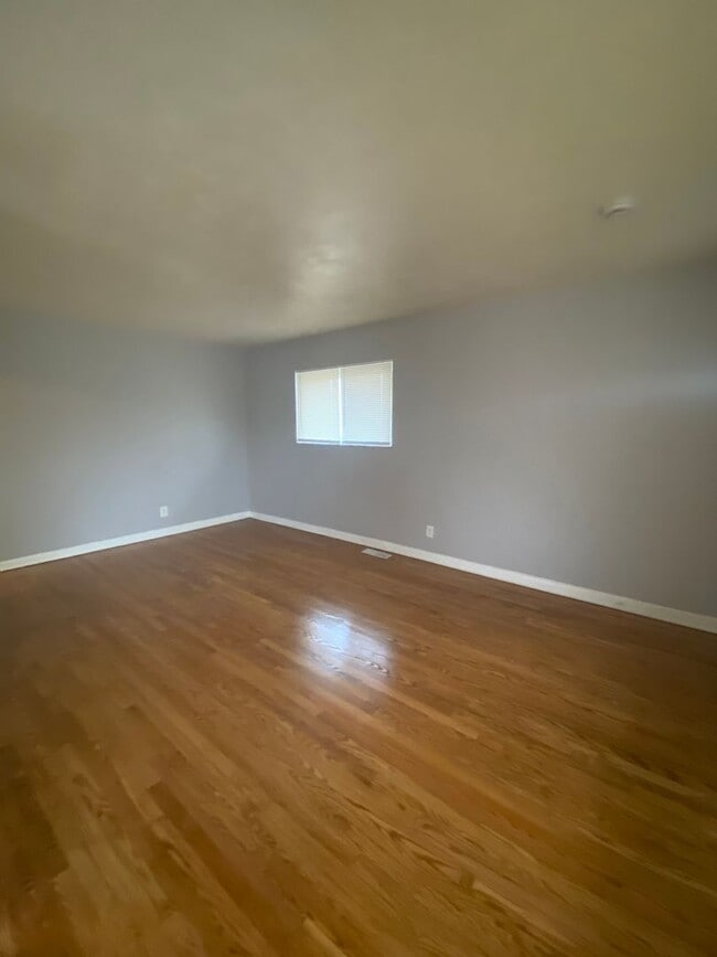 Photo - 3 Bed 2 Bath house with finished basement