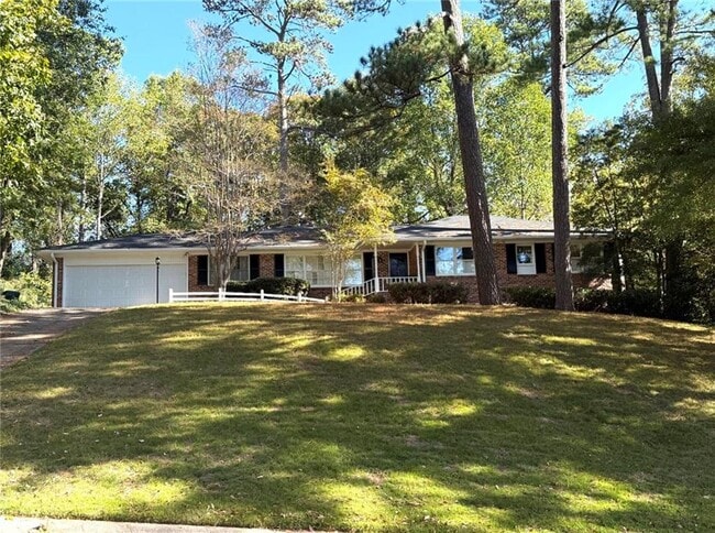 Photo - 410 Montevallo Dr NE