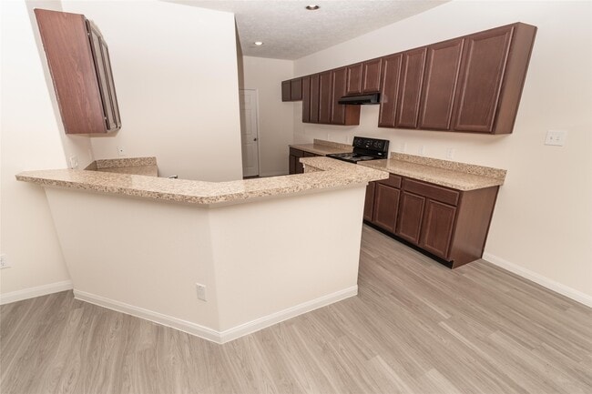 Photo - 3918 Calgary Cir