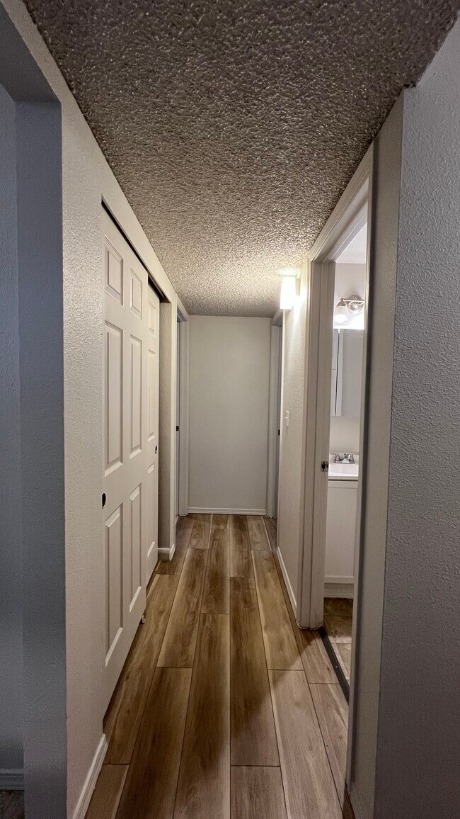 Photo - 14801 132nd Ave E Unit A