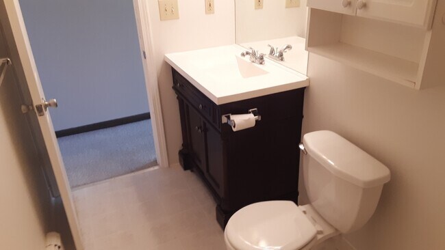 Bathroom - 20 Old Boorne Dr