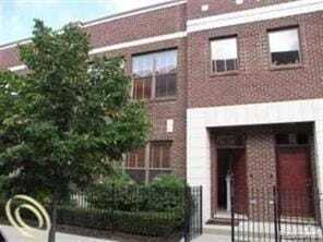 Building Photo - 64 W Bethune Ave Rental