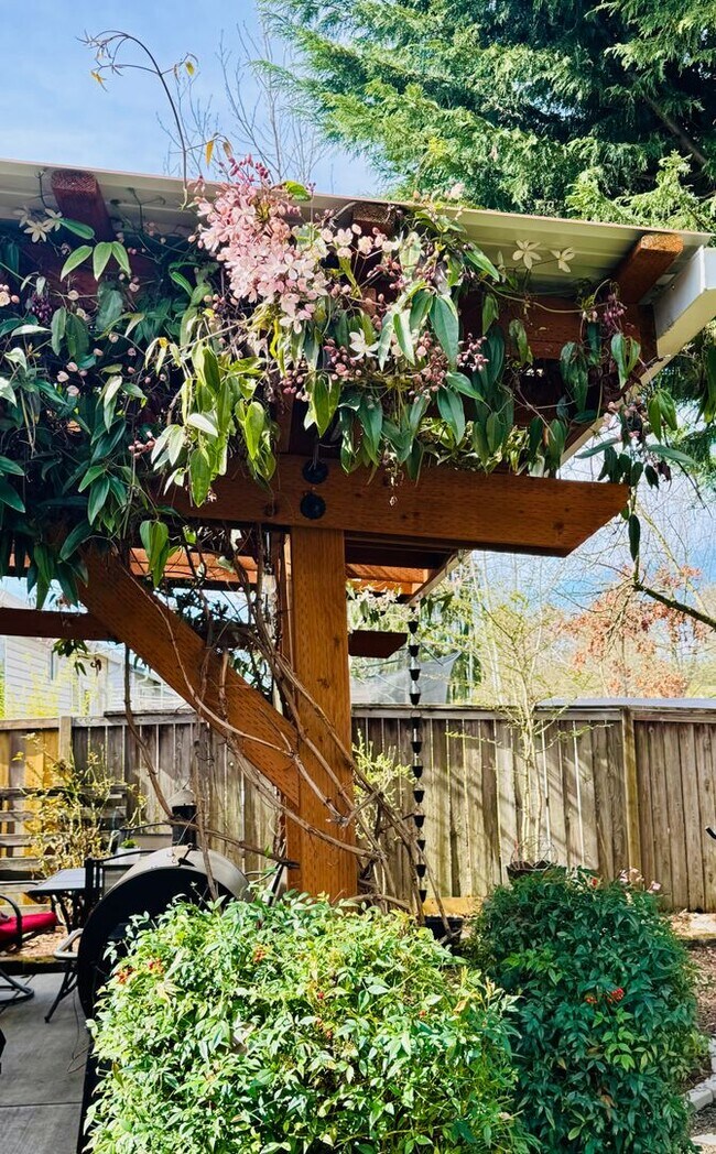 Photo - 3-Bedroom Home with Garden Oasis & Covered Patio – Bethel Neighborhood