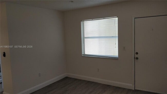 Photo - 1975 NE 135th St Unit 2H