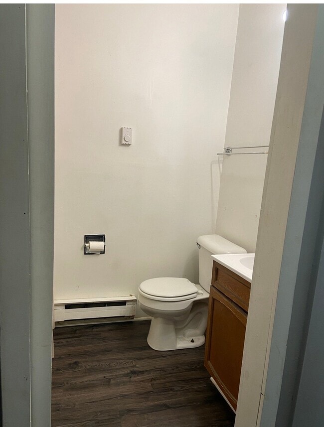 Photo - 920 Broadway St Unit 6