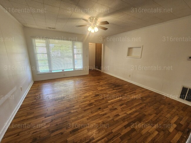 Photo - $995 - 3 bedroom / 1 bathroom Single Family Home