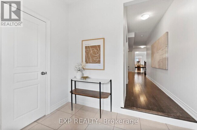 Photo - 3107 Streamwood Pass