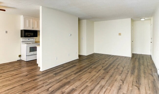 Photo - Victoria Flats Roseville