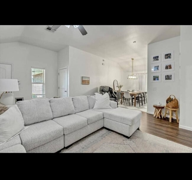 Photo - 2336 NW 197th St
