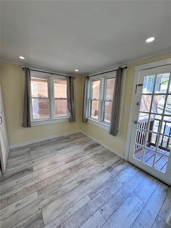 Photo - 622 Earle Ave N