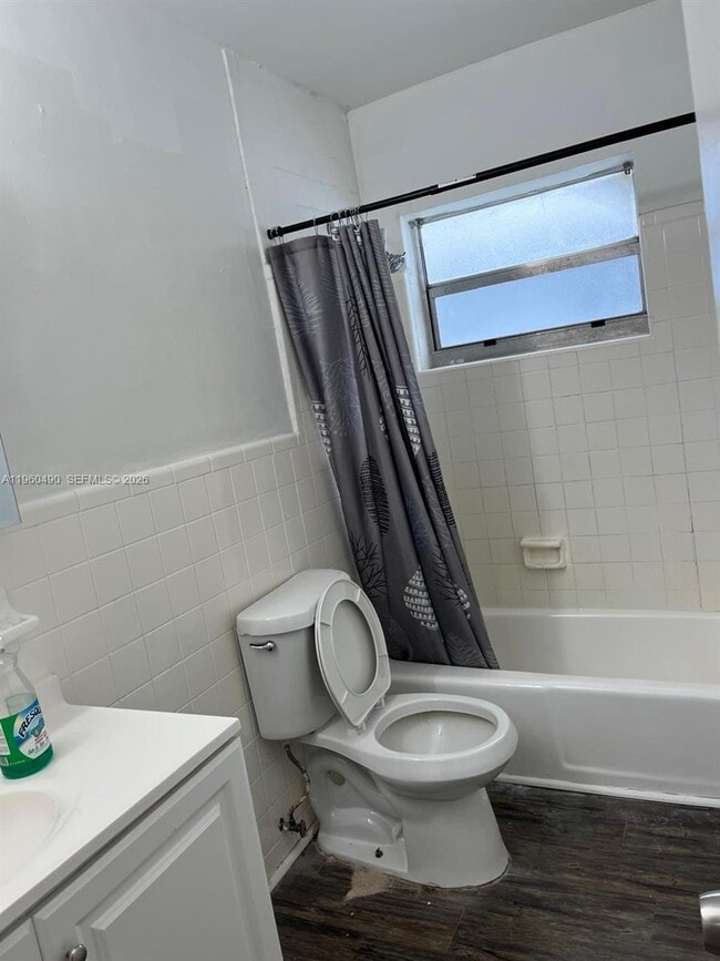 Photo - 1439 NW 8th Ave Unit 0