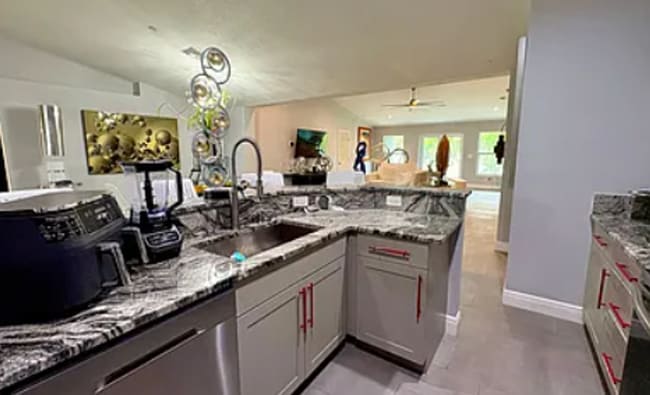Photo - 2450 SW Cameo Blvd Unit A