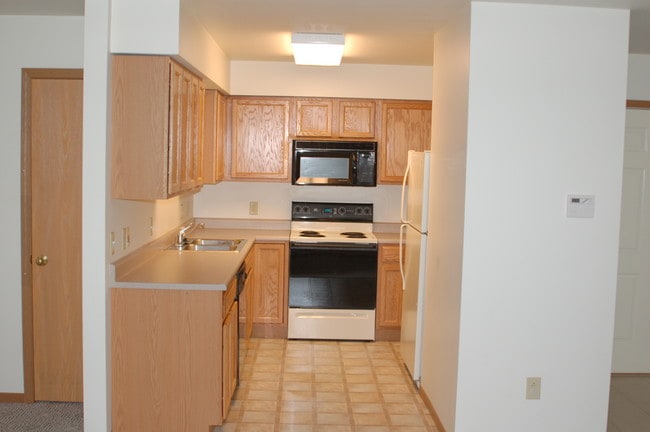 Building Photo - 113 W Meade Ave Unit N/A